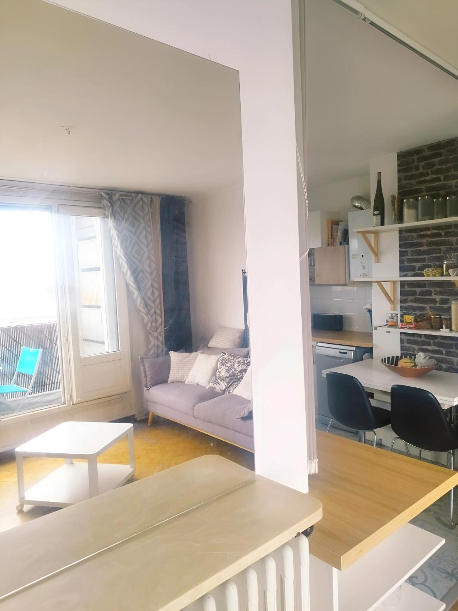 Charmant Appartement Lumineux - Dernier Etage Avec Balcon - Proche Centre-Ville Nantes Eksteriør bilde